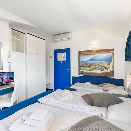 Bike & Wind Hotel Villa Maria Torbole Sul Garda Luaran gambar