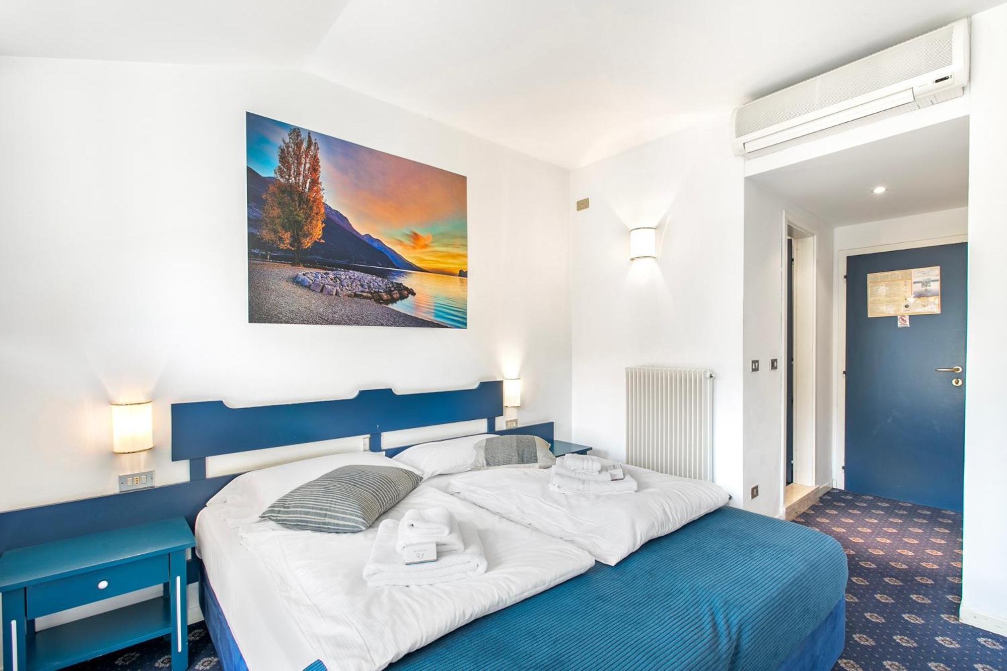 Bike & Wind Hotel Villa Maria Torbole Sul Garda Luaran gambar