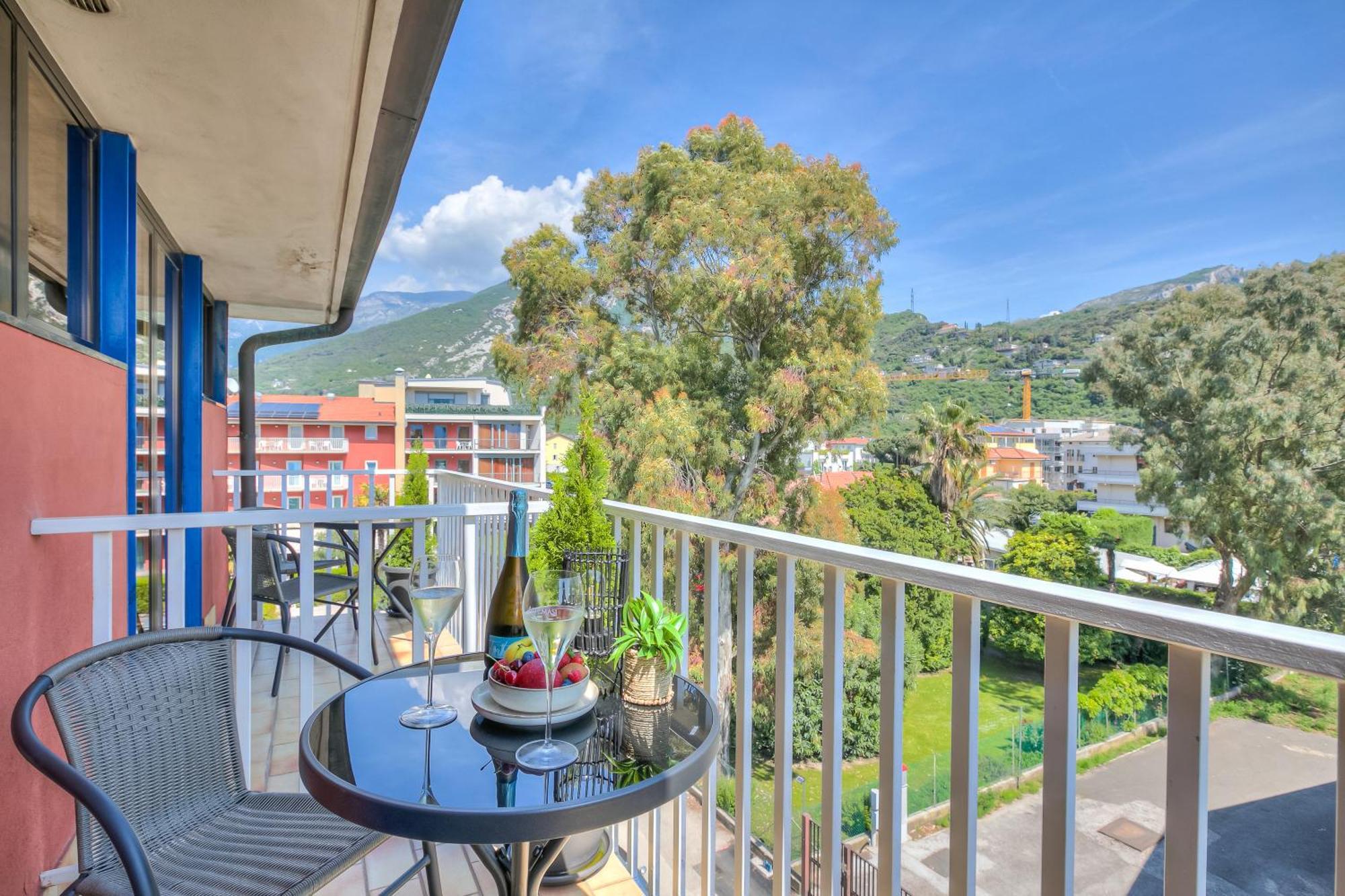 Bike & Wind Hotel Villa Maria Torbole Sul Garda Luaran gambar